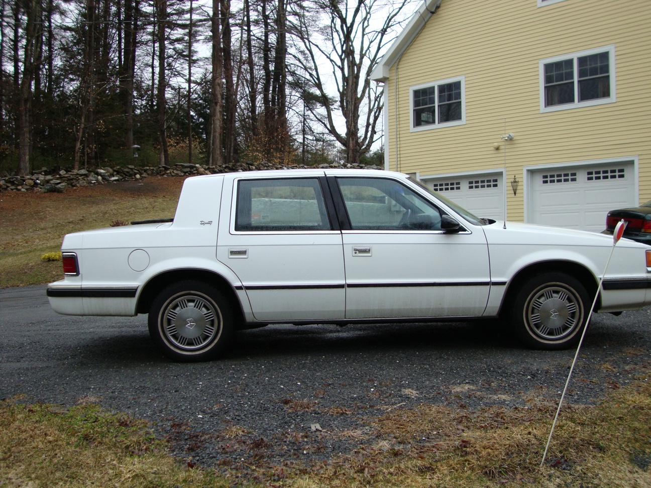 Dodge dynasty 1990